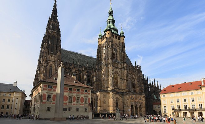 Недвижимость, полученная церквями в рамках реституции, используется ими с целью получения прибыли