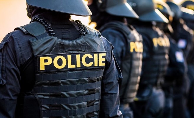 Чешская полиция испытывает острый дефицит кадров