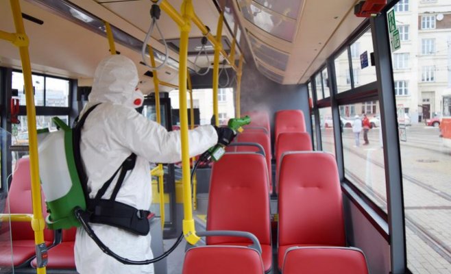 Пражские автобусы и поезда метро будут проходить дезинфекцию