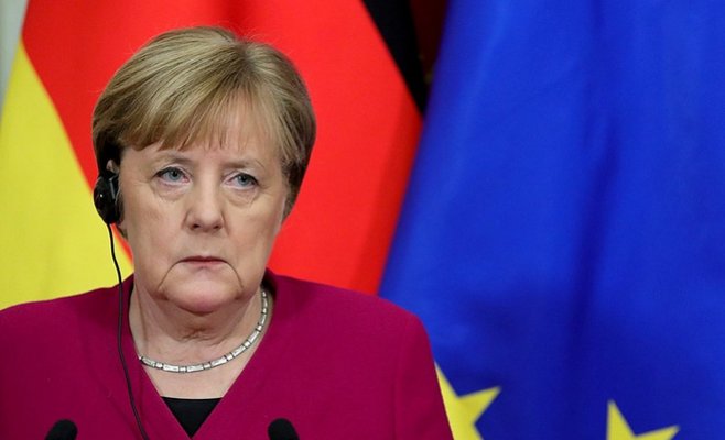 Бабиша шокировали слова Меркель о том, что в Германии коронавирусом может заразиться до 70% населения