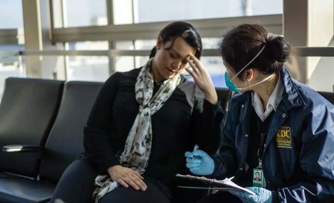 Правительство вводит обязательный карантин для граждан Чехии, возвращающихся из 15 стран