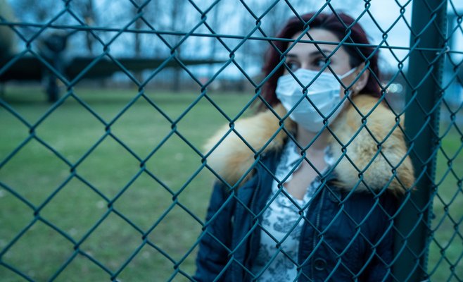 В Чехии выписаны первые штрафы за отсутствие масок. Штрафы по 10 тыс. крон