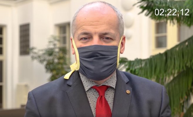 Что такое «умный» карантин, когда его введут в Чехии и как он будет работать на практике?