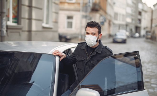 Власти Чехии предлагают продлить карантин