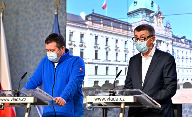 Итоги заседания правительства Чехии: когда откроются границы, магазины, рестораны, парикмахерские, клубы и можно будет ходить без масок?