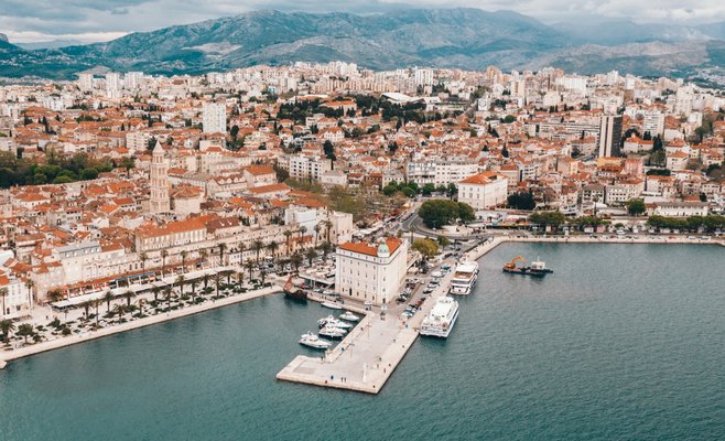 В лучшем случае жители Чехии могут рассчитывать на летний отпуск в Словакии или Хорватии, считает министр здравоохранения