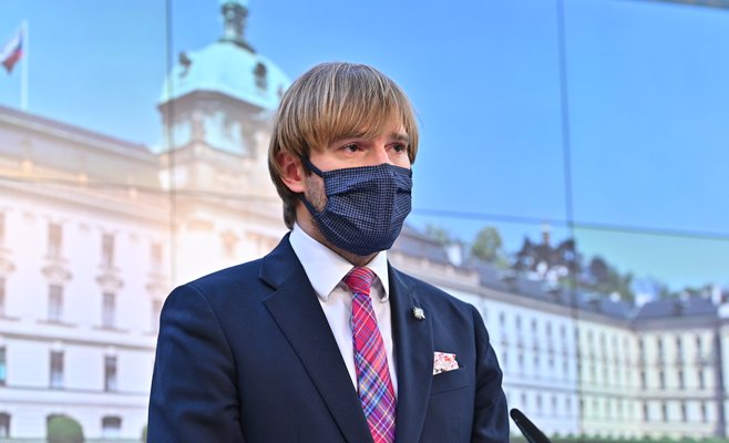 Правительство отменило запрет на свободное передвижение людей в Чехии