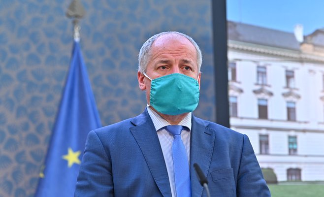 Чрезвычайное положение в Чехии хотят продлить до 25 мая