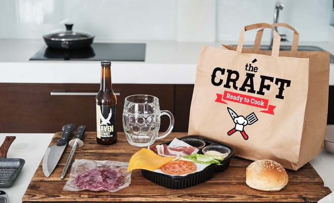 Приготовь сам: в Праге запустили доставку ингредиентов для бургеров на дом