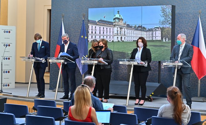 Чрезвычайное положение в Чехии продлили до 17 мая