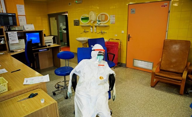 Фото: как проходит лечение больных коронавирусом в Праге