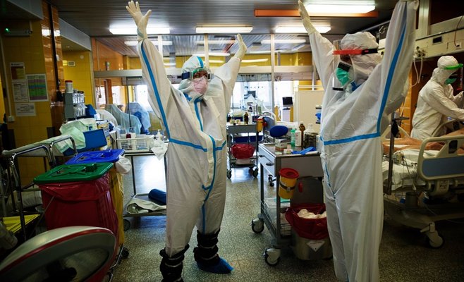 Фото: как проходит лечение больных коронавирусом в Праге