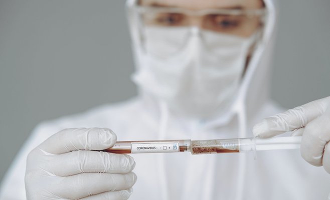 Чехия разрабатывает свою вакцину от COVID-19. Минздрав представил подробности