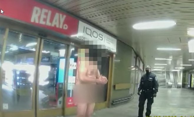 В пражском метро обнаружен голый мужчина, прилетевший из космоса