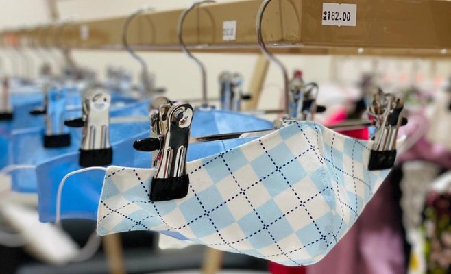 В Праге открылся магазин с дизайнерскими масками