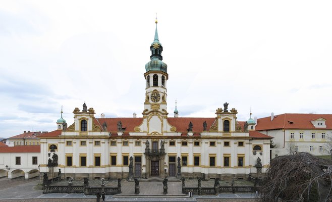 У карильона Пражской Лореты новая мелодия