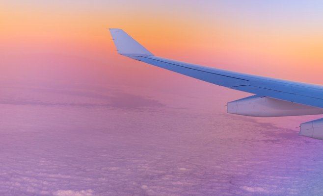 Пражский аэропорт постепенно возобновляет авиасообщение