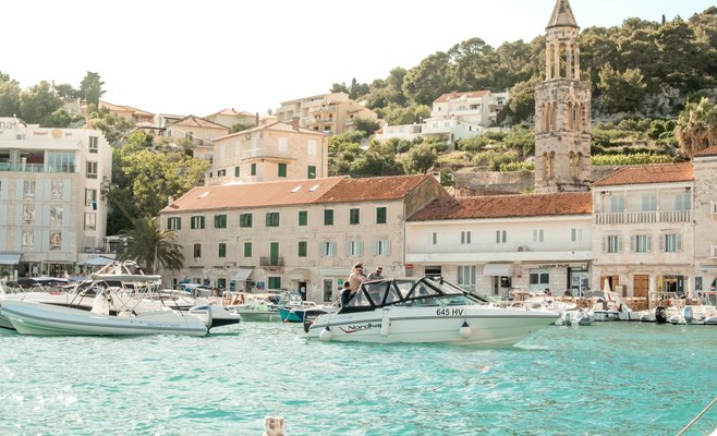 Хорватия открывает границы для граждан 10 стран ЕС, включая Чехию