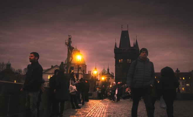 Куда чехи хотят пойти в первую очередь после окончания карантина: кино, театр, концерт или на демонстрацию?