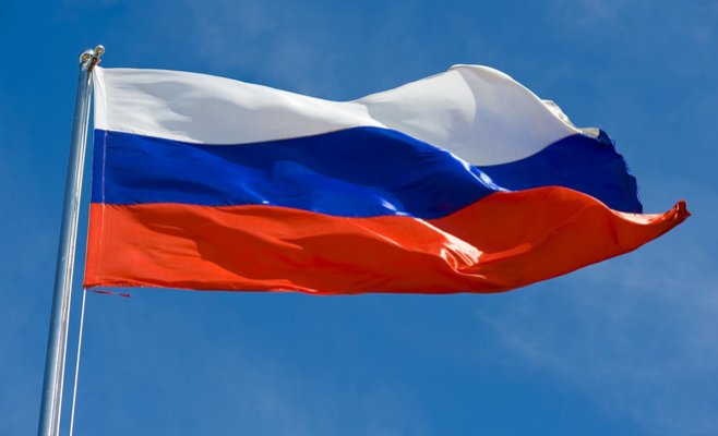 Чехия выслала двух российских дипломатов из-за дела с отравлением рицином политиков
