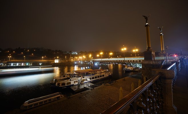 В пражских парках проведут эксперимент с освещением