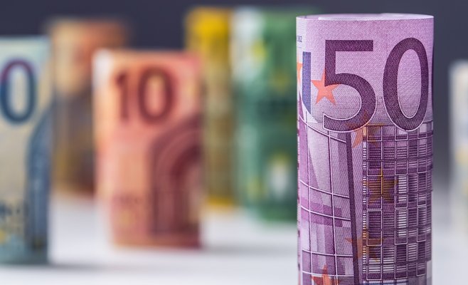 Денежные переводы из Чехии в Россию онлайн