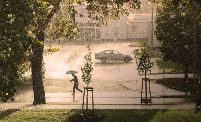 Метеорологи предупреждают о сильных грозах с градом