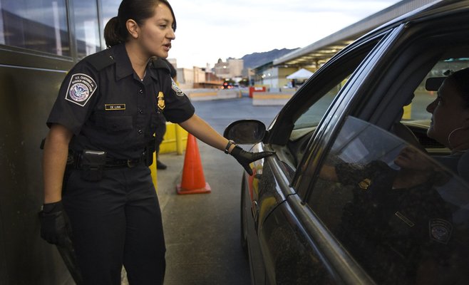 Латвия и Эстония также ввели ограничения на въезд для чехов