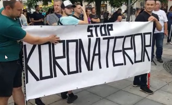 В Остраве прошла акция протеста против повторного введения ограничительных мер