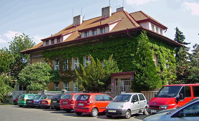 В Праге 9 будут расширены парковочные зоны