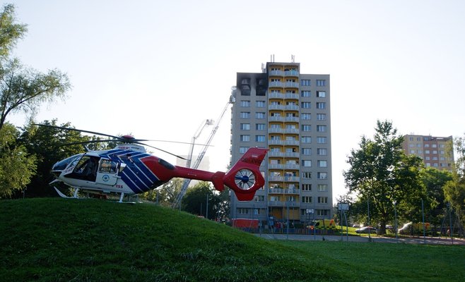 В результате пожара в многоквартирном доме в Богумине погибли 11 человек