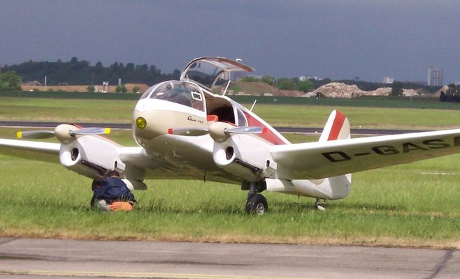 В аэропорт Рузине прибудут 20 исторических самолетов