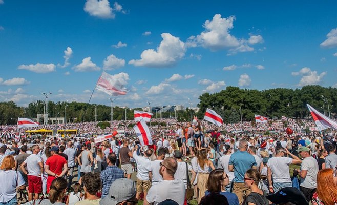 Правительство Чехии выделило 10 млн крон для помощи белорусам