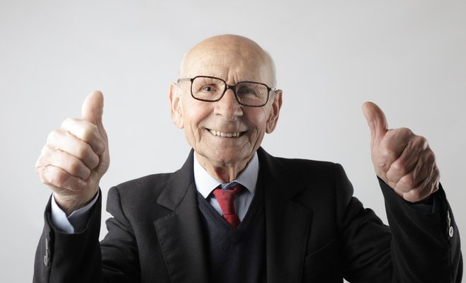 Пенсионеры получат от государства 5 тыс. крон