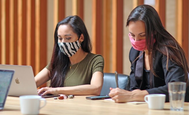 С 10 сентября маски будут обязательными во всех помещениях Чешской Республики