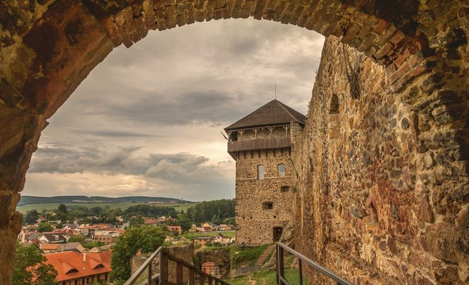Словакия включила Чехию в список рискованных стран. Какие еще запреты и ограничения ждут чехов за границей?