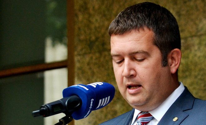 В связи с развитием пандемии правительство возобновило работу Центрального антикризисного штаба