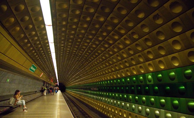 В пражском метро появилась сеть 5G