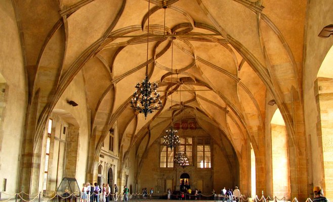 На время празднования 28 октября ремонт Владиславского зала будет приостановлен