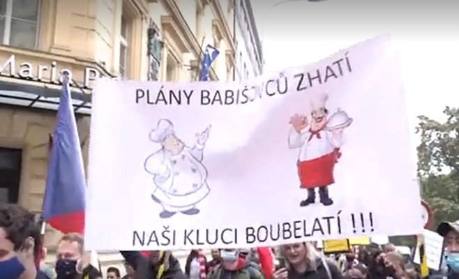 В Праге возмущенные рестораторы выступили против правительственных ограничений