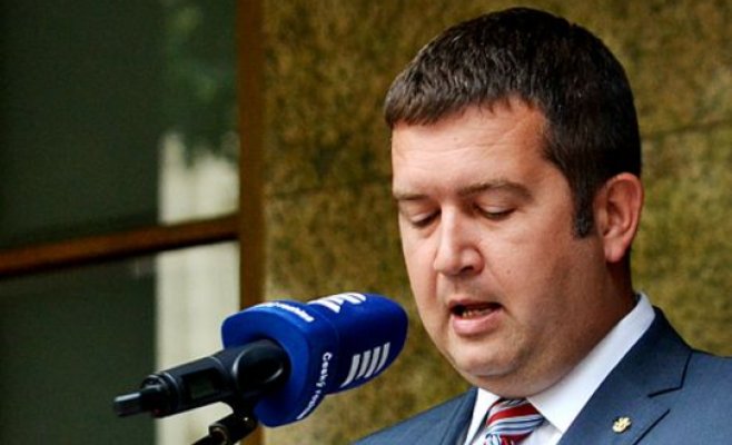 У министра внутренних дел ЧР Яна Гамачека обнаружен коронавирус