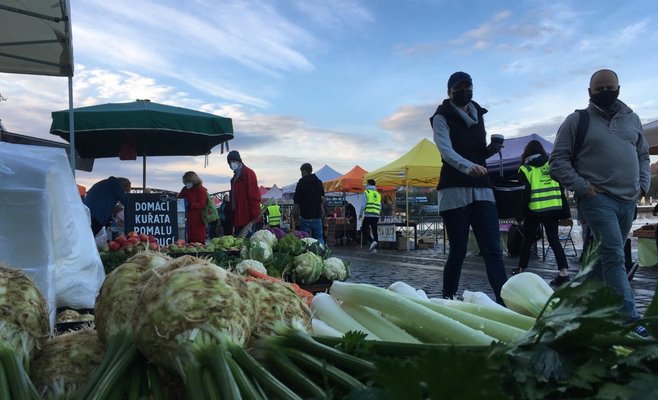 В Праге на набережной больше не будет фермерских рынков