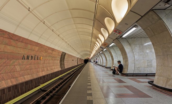 В Праге началась реконструкция вестибюля станции метро «Андел»