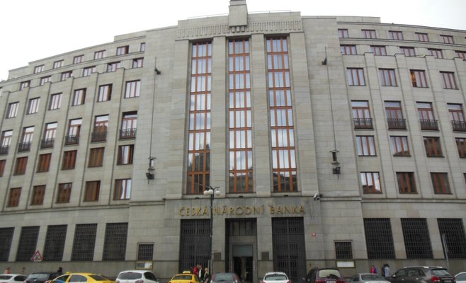 Готовимся к худшим временам. Чешский национальный банк ожидает падения экономики и в следующем году