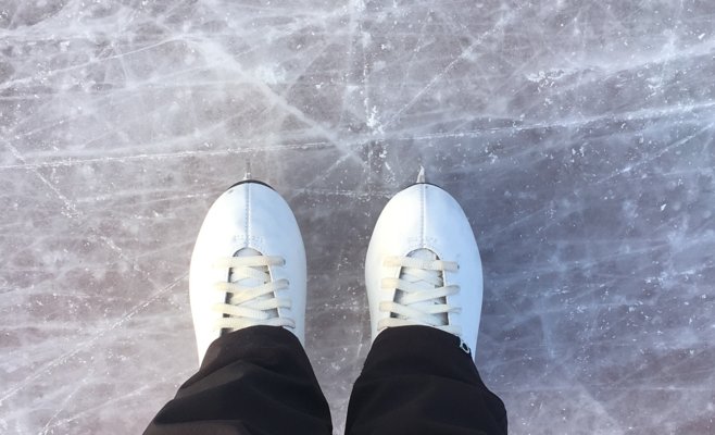 На пражской Летне открылся бесплатный каток