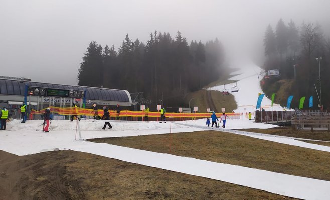 Чешские горнолыжные курорты постепенно начинают сезон