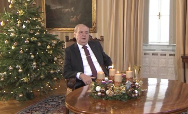 В своем рождественском послании Земан призвал всех граждан Чехии пройти вакцинацию
