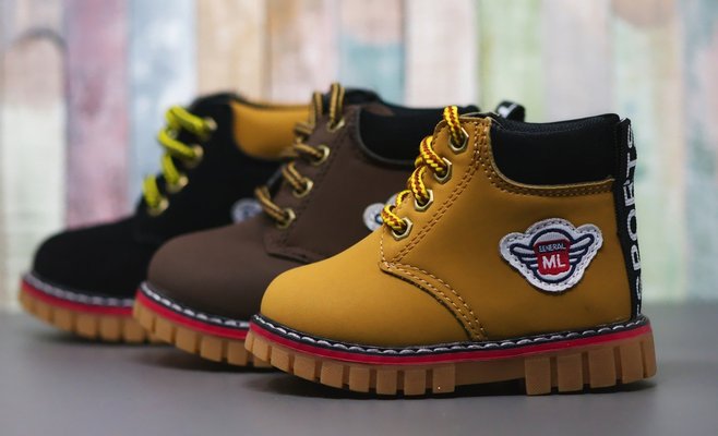 Со вторника в Чехии откроются магазины канцтоваров, детской одежды и нижнего белья