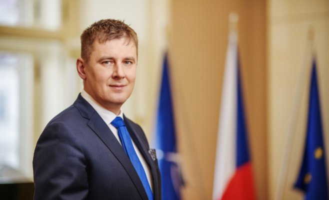 У министра иностранных дел Томаша Петржичека обнаружен Covid-19