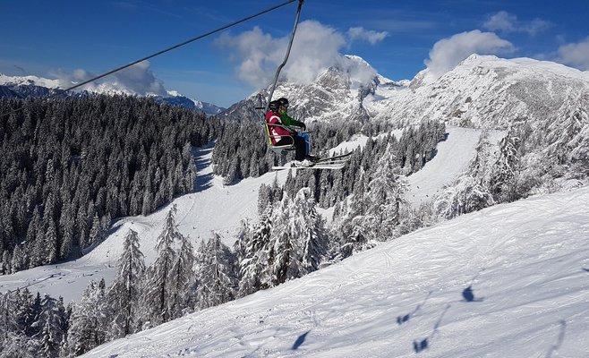 Чешские горнолыжные курорты хотят открыться с этой субботы